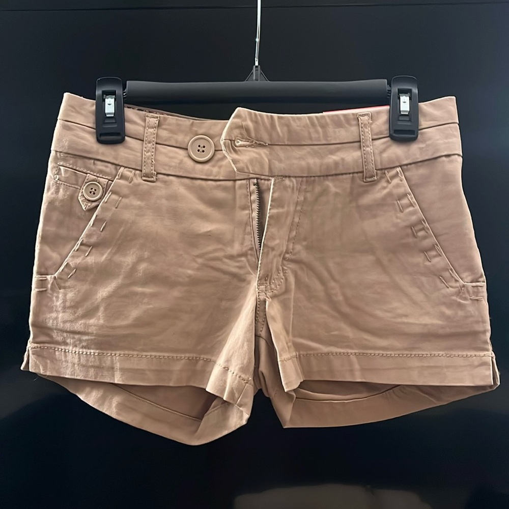 freestyle revolution khaki shorts